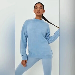 Carli Bybel x Missguided Blue Crewneck